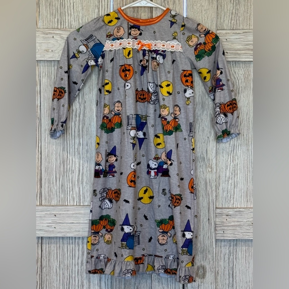 Peanuts Kids Halloween Nightgown - Gray with Cartoon Characters sz 4